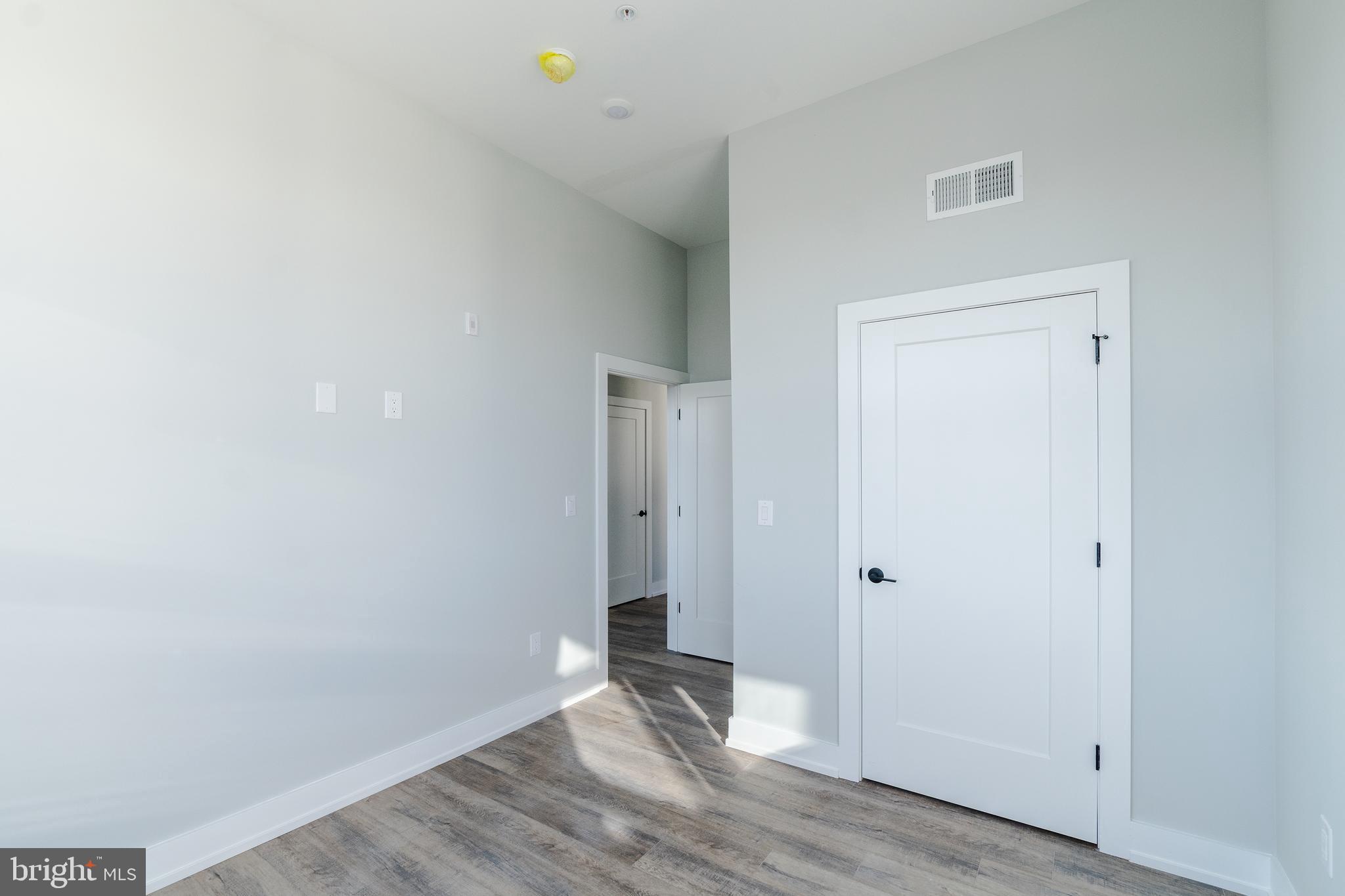 2233 N 7TH ST #UNIT 319