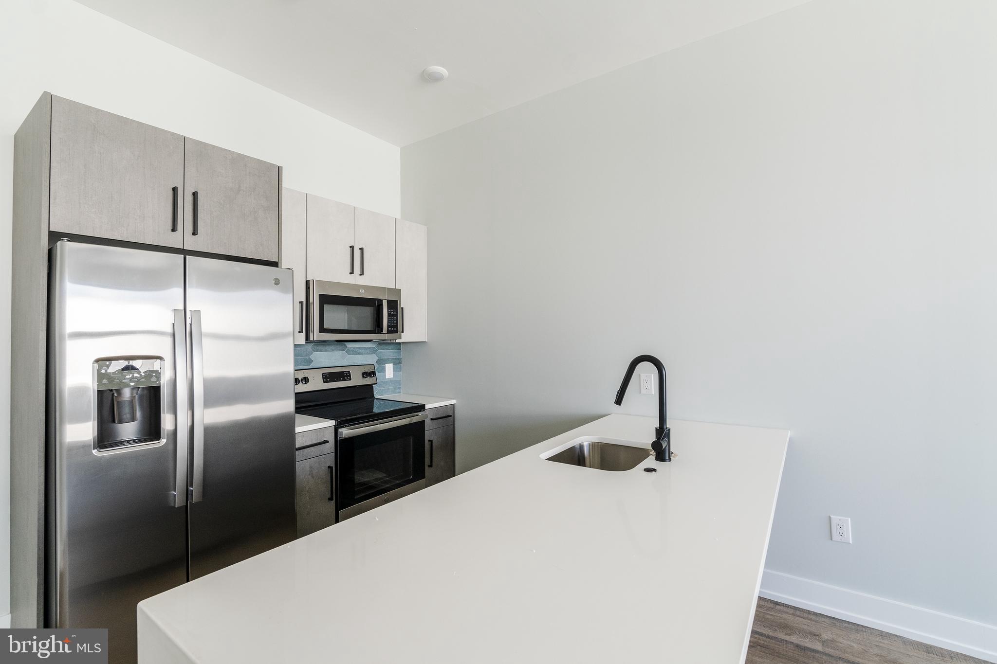 2233 N 7TH ST #UNIT 319