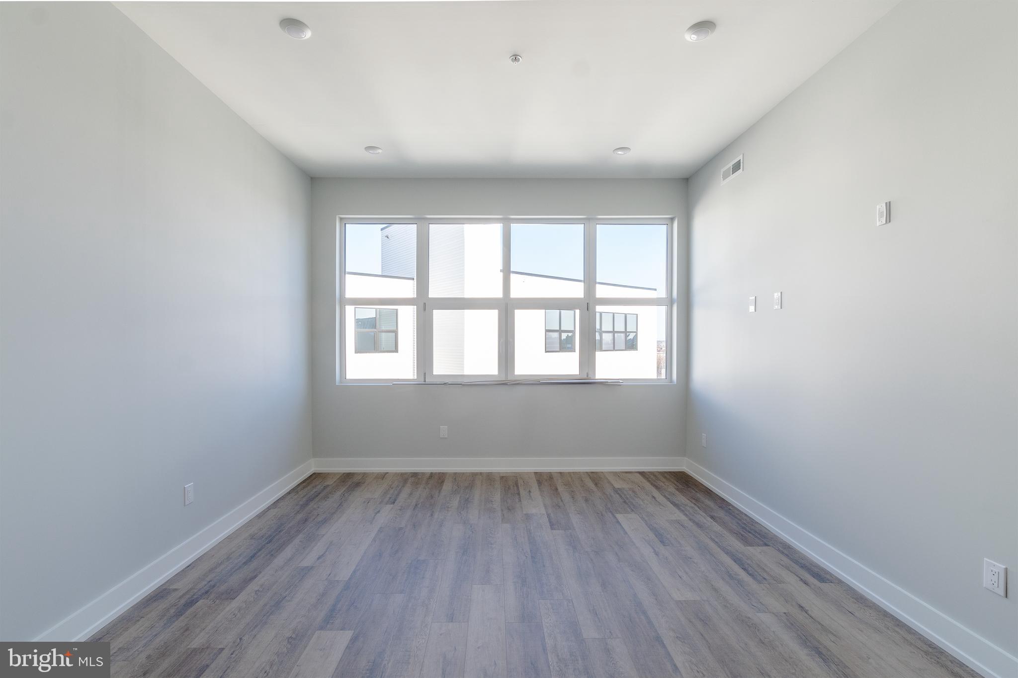 2233 N 7TH ST #UNIT 319