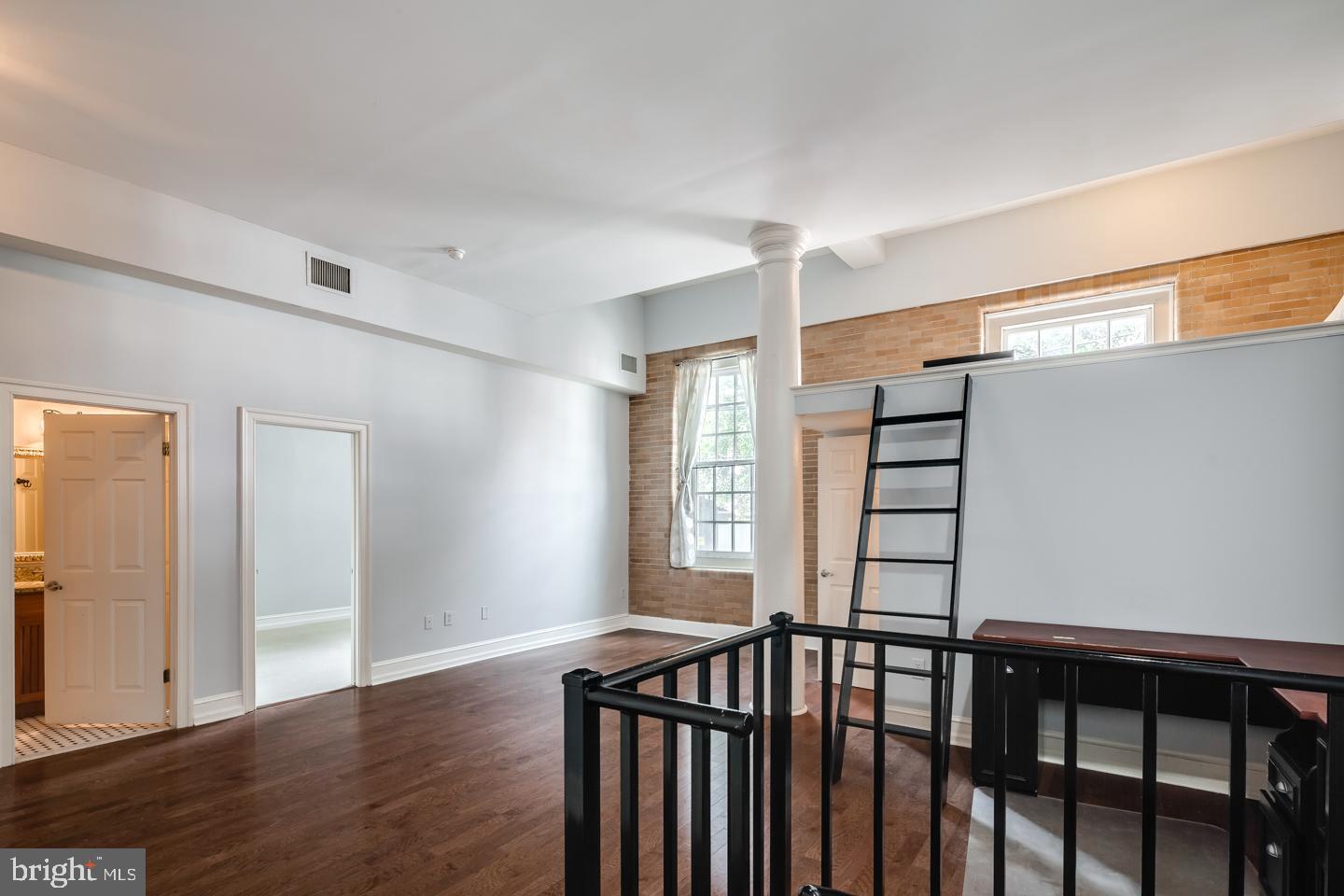 2501 CHRISTIAN ST #UNIT 103