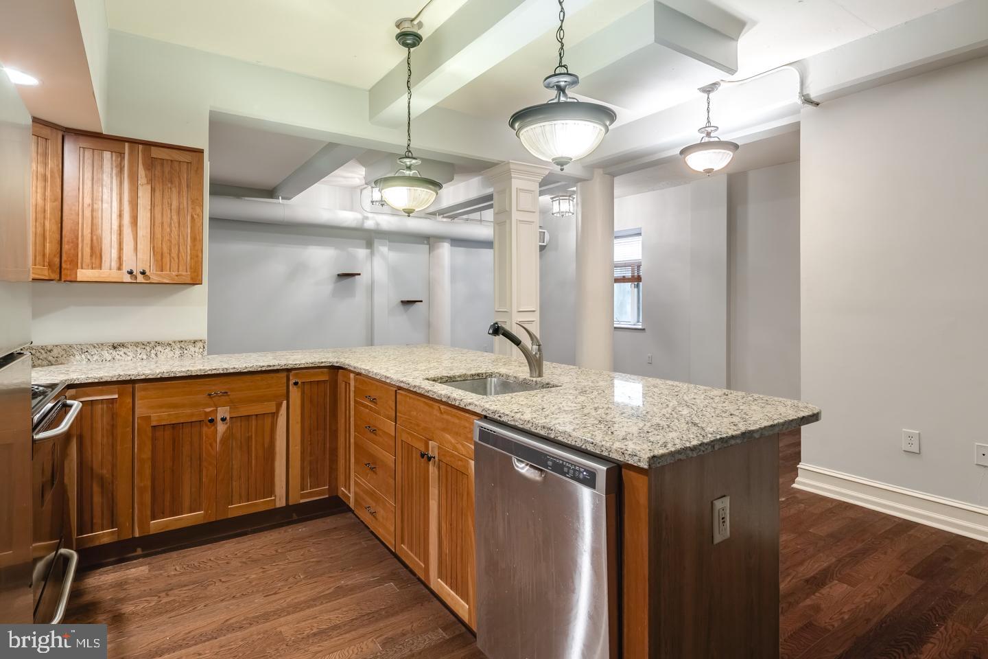 2501 CHRISTIAN ST #UNIT 103