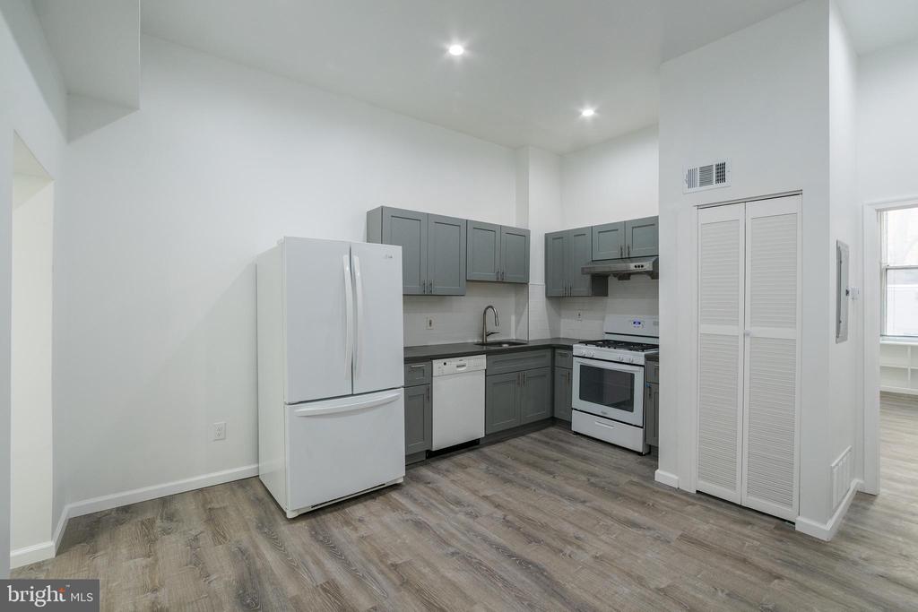 1726 PINE ST #UNIT 1F