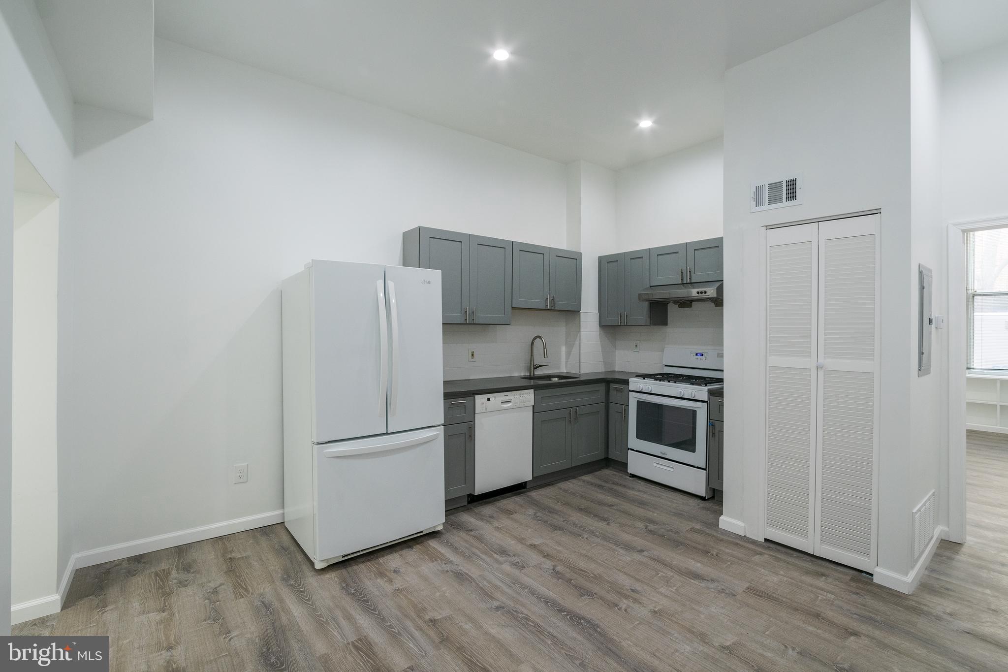 1726 PINE ST #UNIT 1F