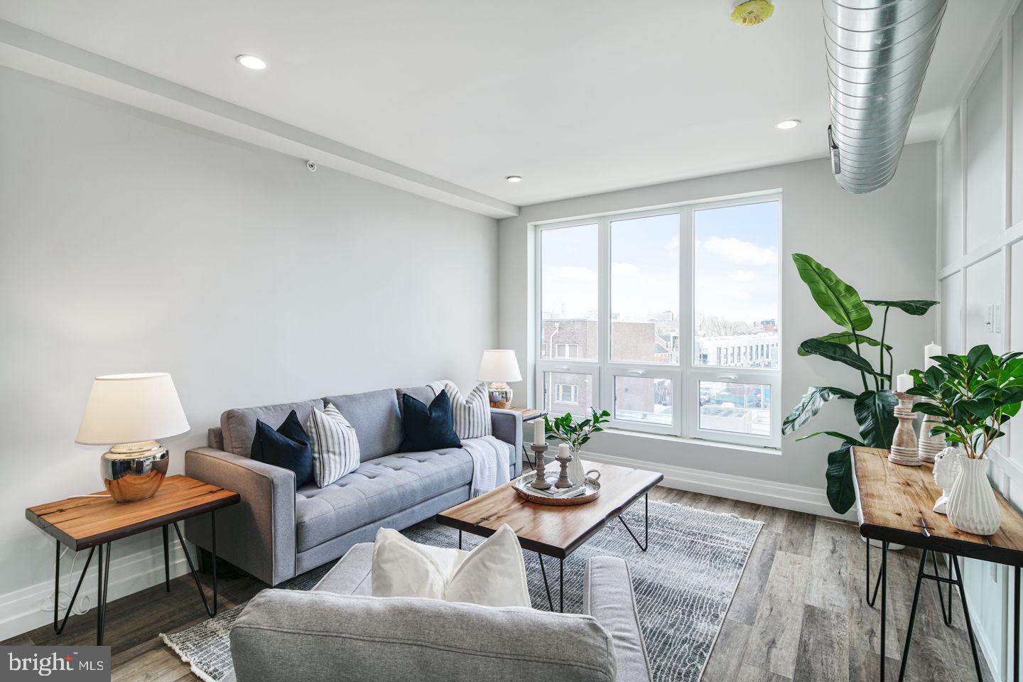 526 BROWN ST #UNIT 607