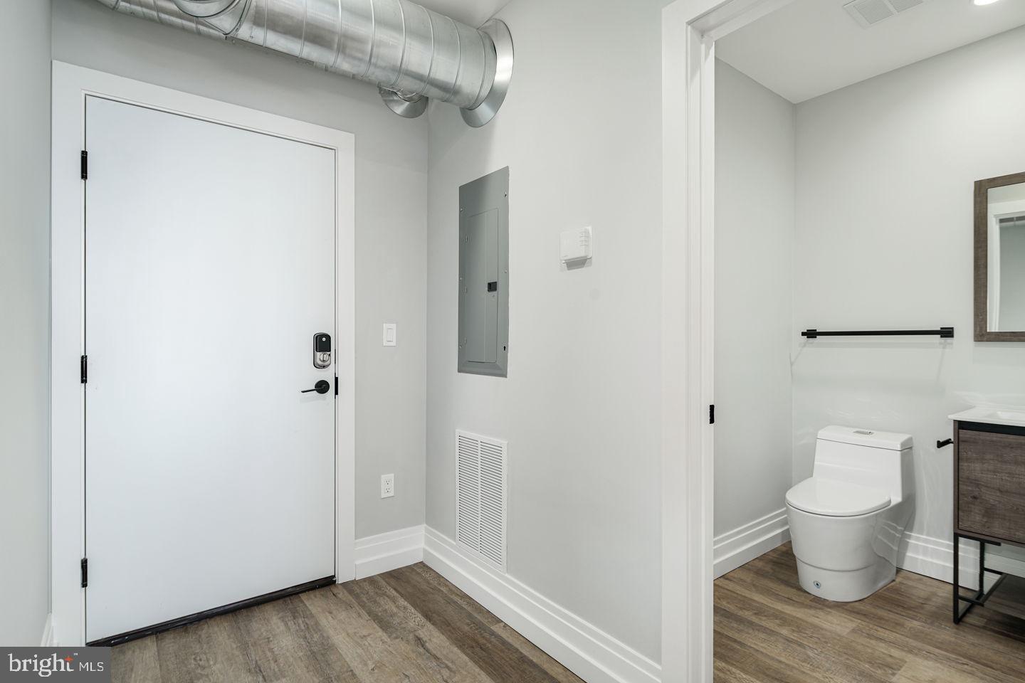 526 BROWN ST #UNIT 607