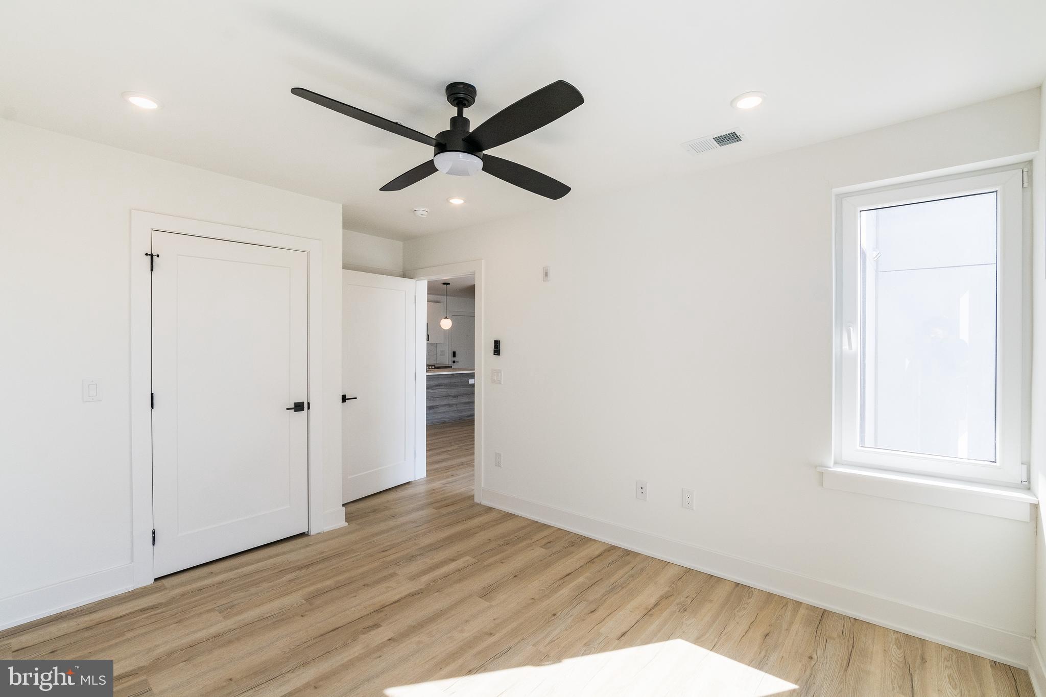 629 W GIRARD AVE #UNIT 601