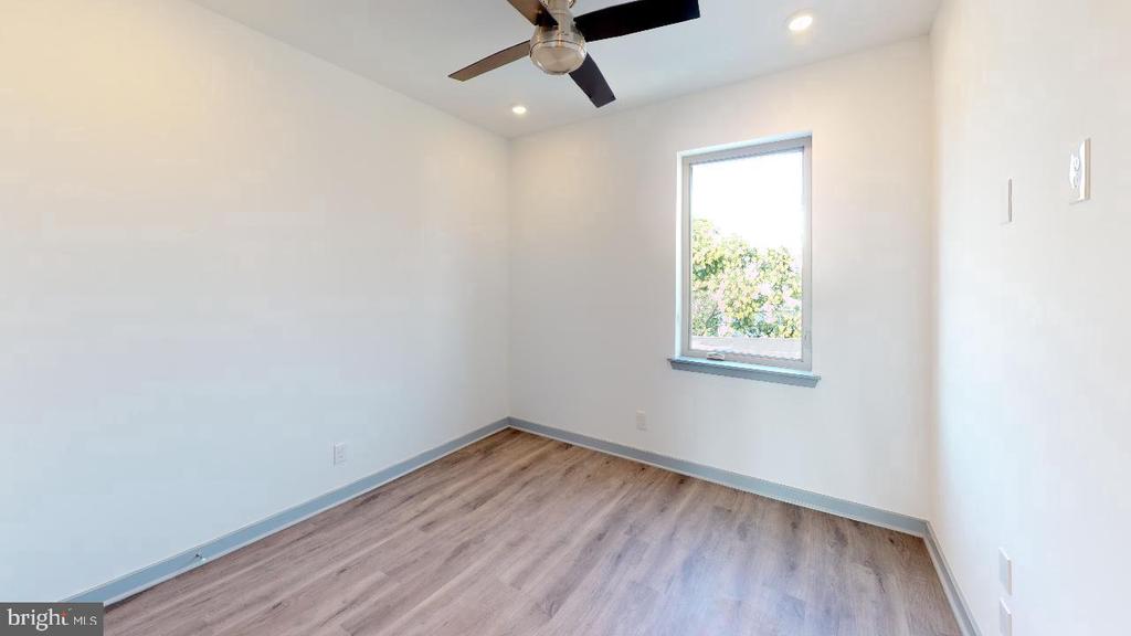 413 W BERKS ST #UNIT 1