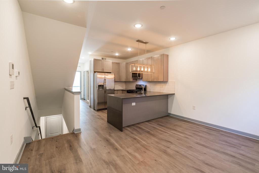 417 W BERKS ST #UNIT 2