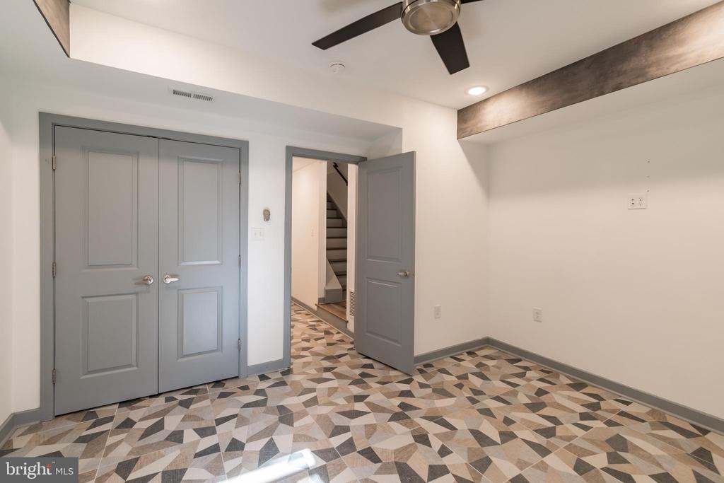 417 W BERKS ST #UNIT 2