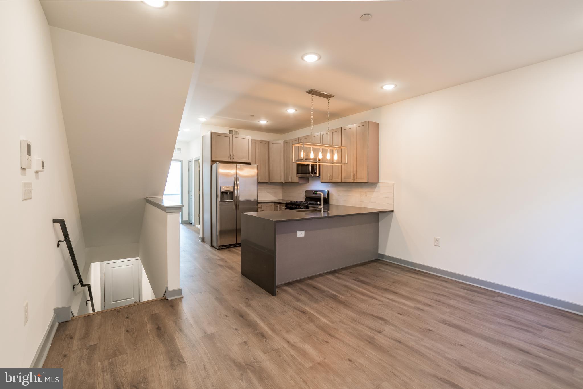 417 W BERKS ST #UNIT 2