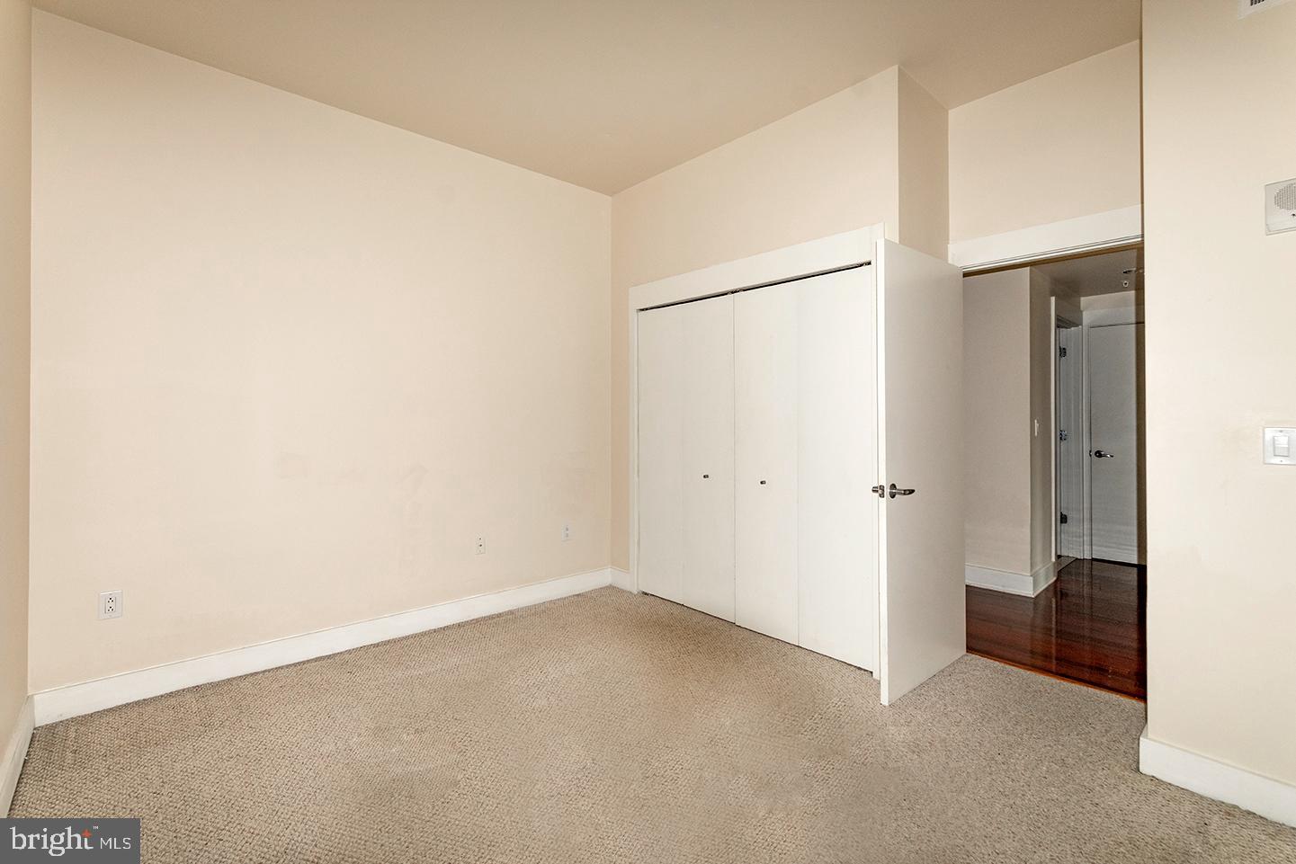 1111 LOCUST ST #UNIT 3D