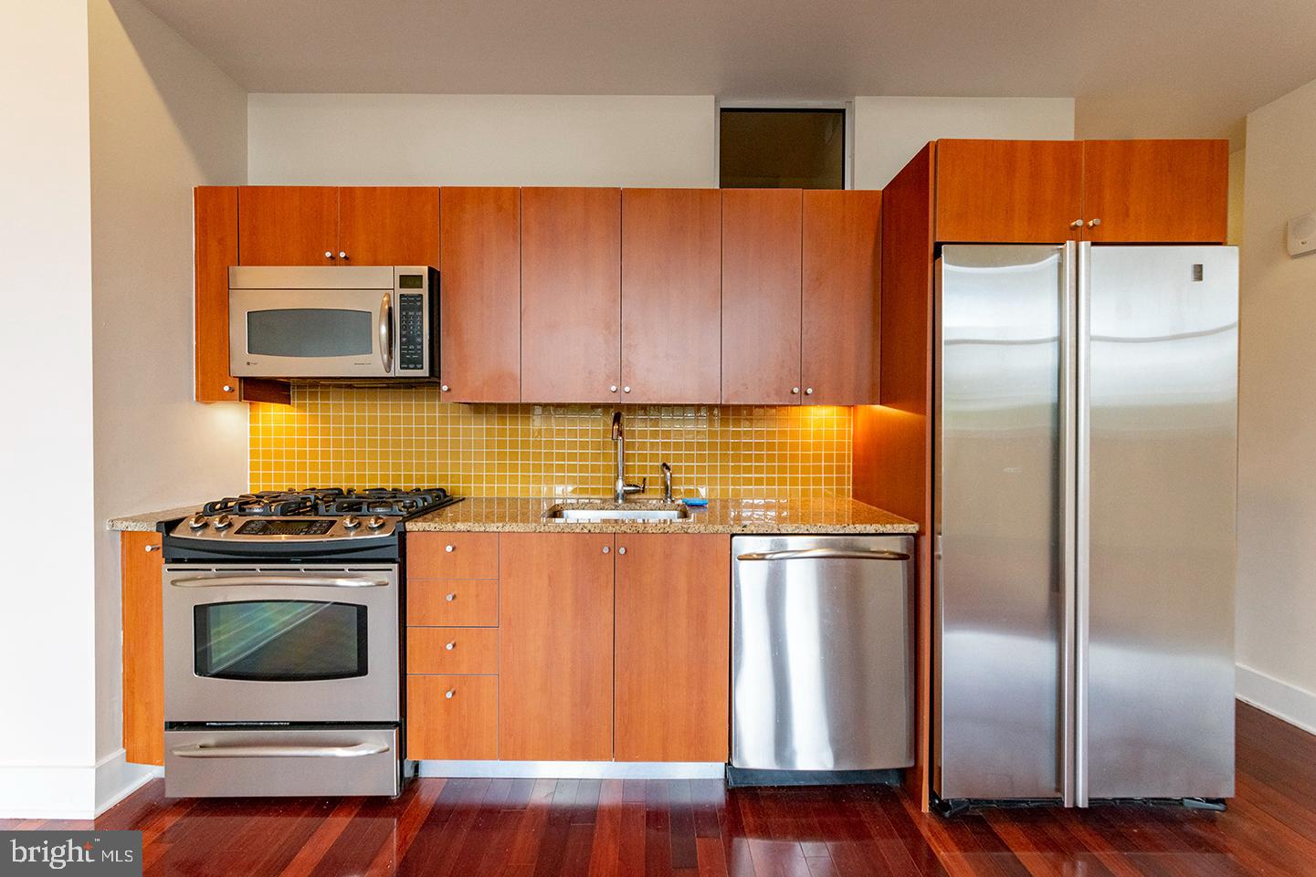 1111 LOCUST ST #UNIT 3D