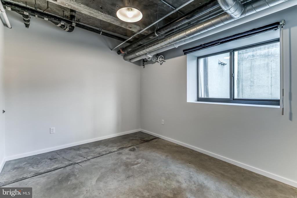 4800 BROWN ST #UNIT 401