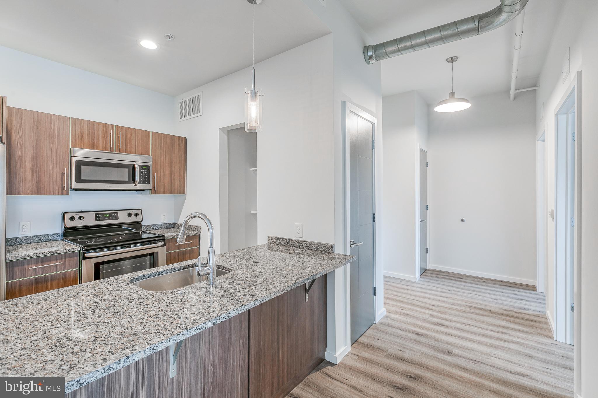 4800 BROWN ST #UNIT 402