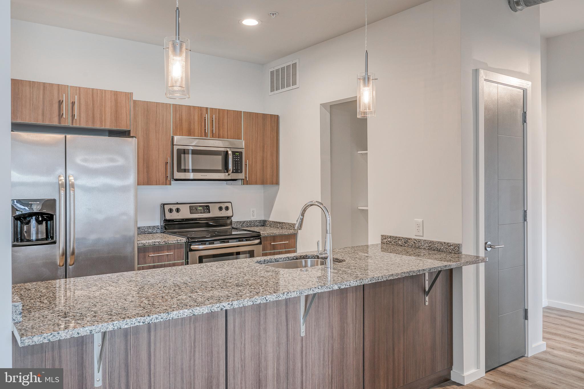 4800 BROWN ST #UNIT 402