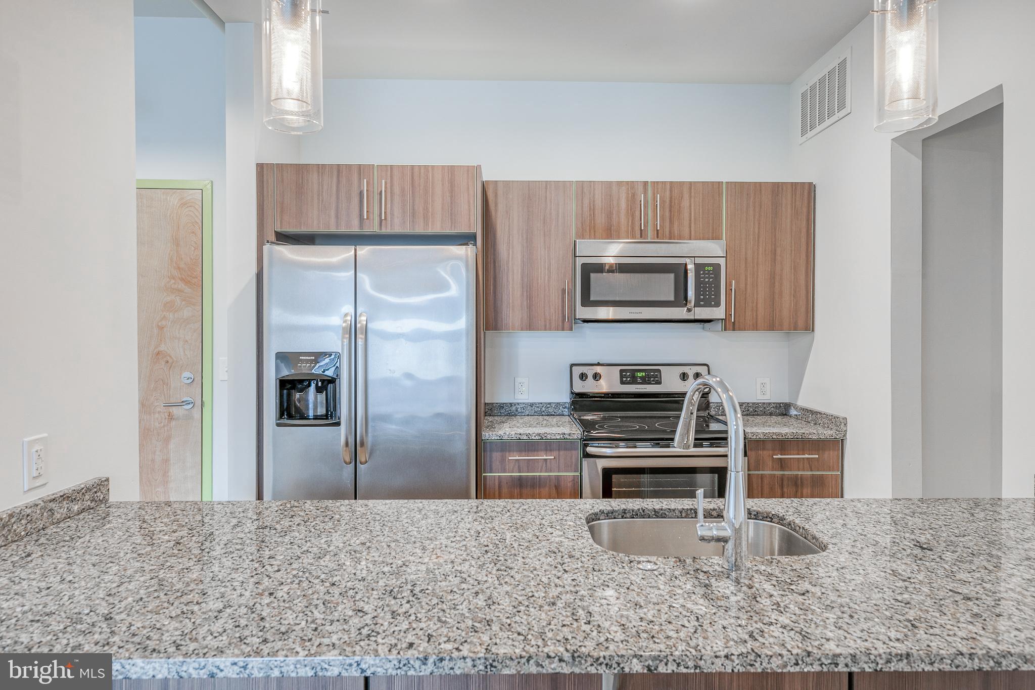 4800 BROWN ST #UNIT 402