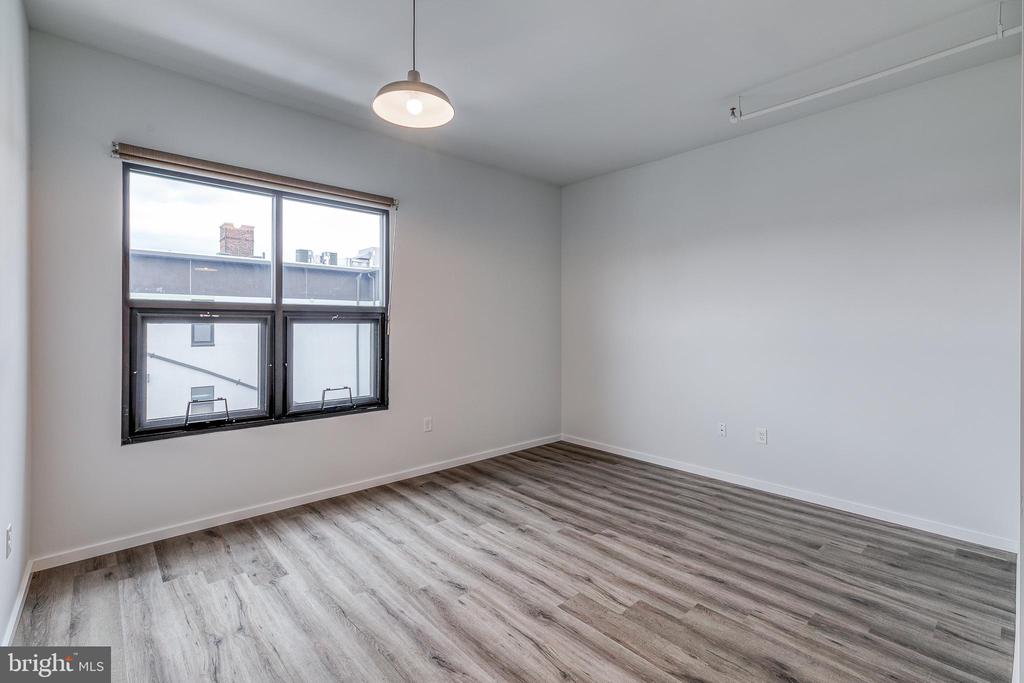 4800 BROWN ST #UNIT 402