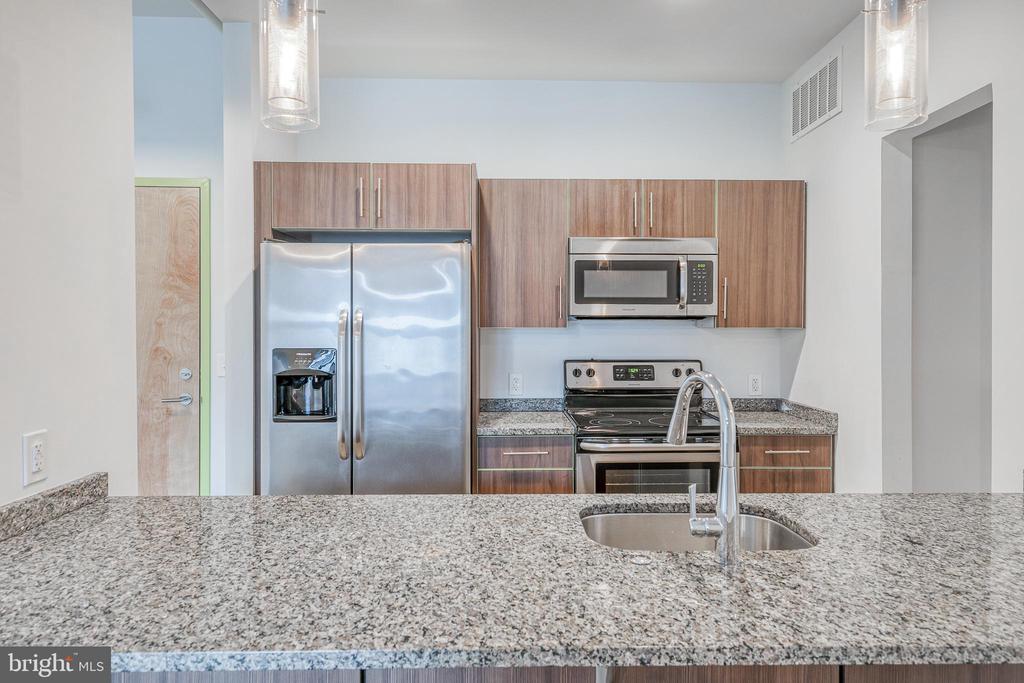 4800 BROWN ST #UNIT 402