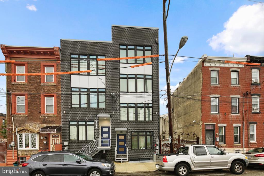 1940 E YORK ST #UNIT C