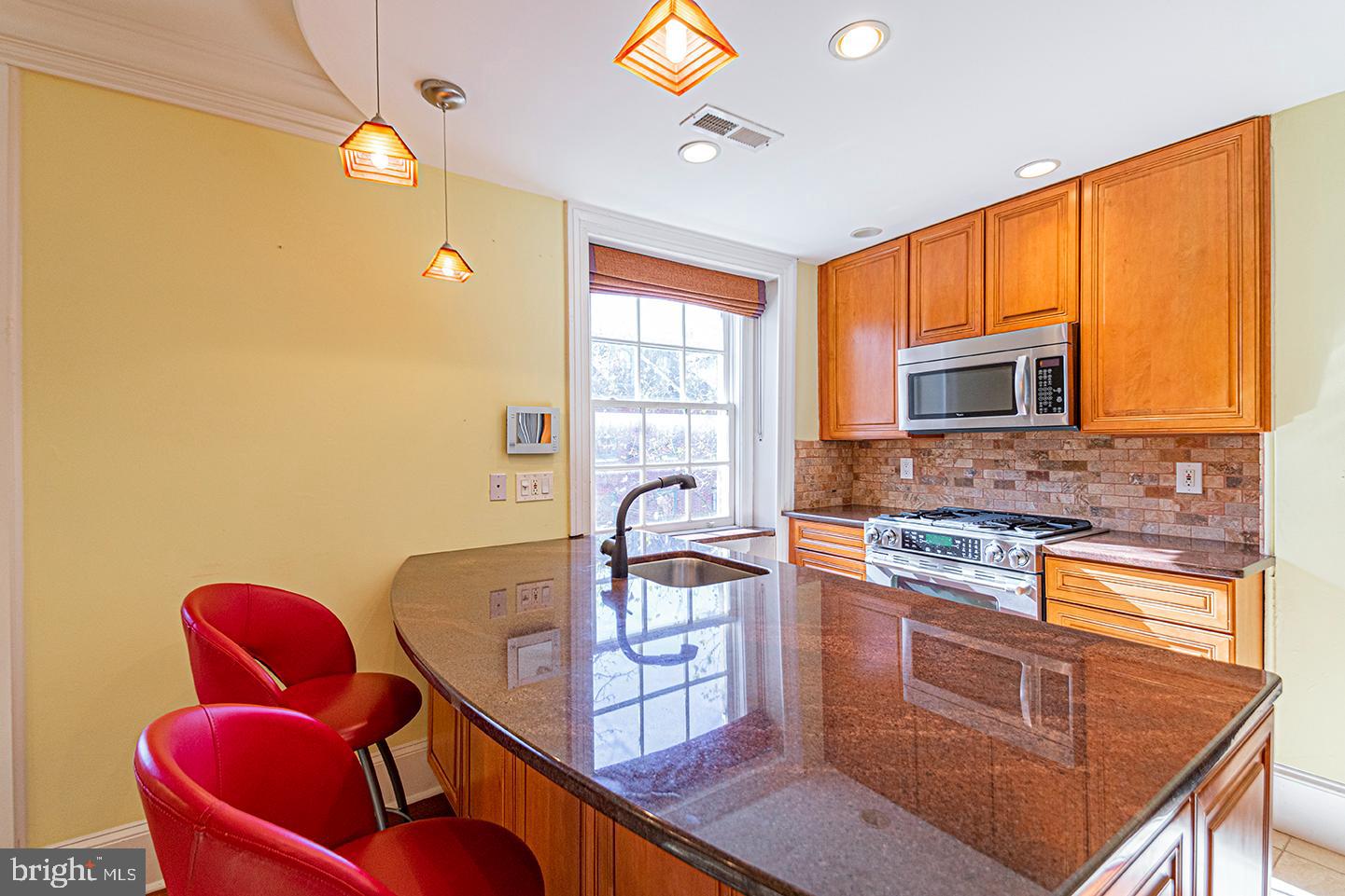 1207 SPRUCE ST #UNIT 301