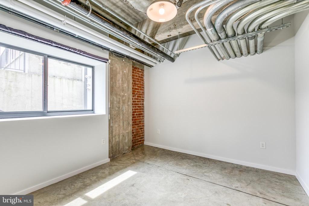 4800 BROWN ST #UNIT 107