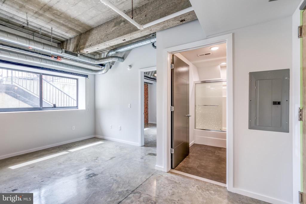 4800 BROWN ST #UNIT 107