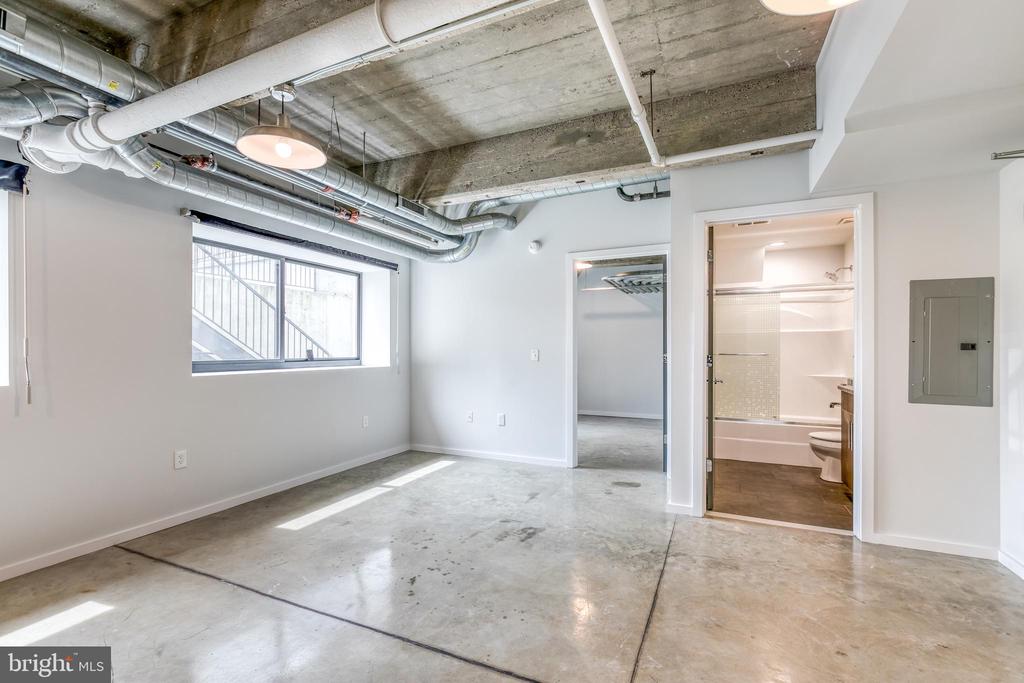 4800 BROWN ST #UNIT 107