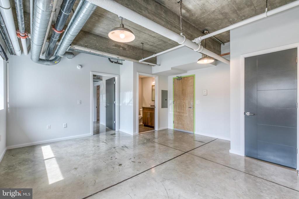 4800 BROWN ST #UNIT 107