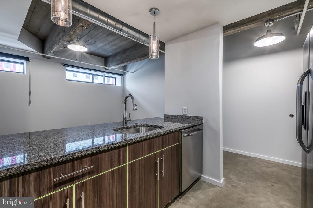 4800 BROWN ST #UNIT 110