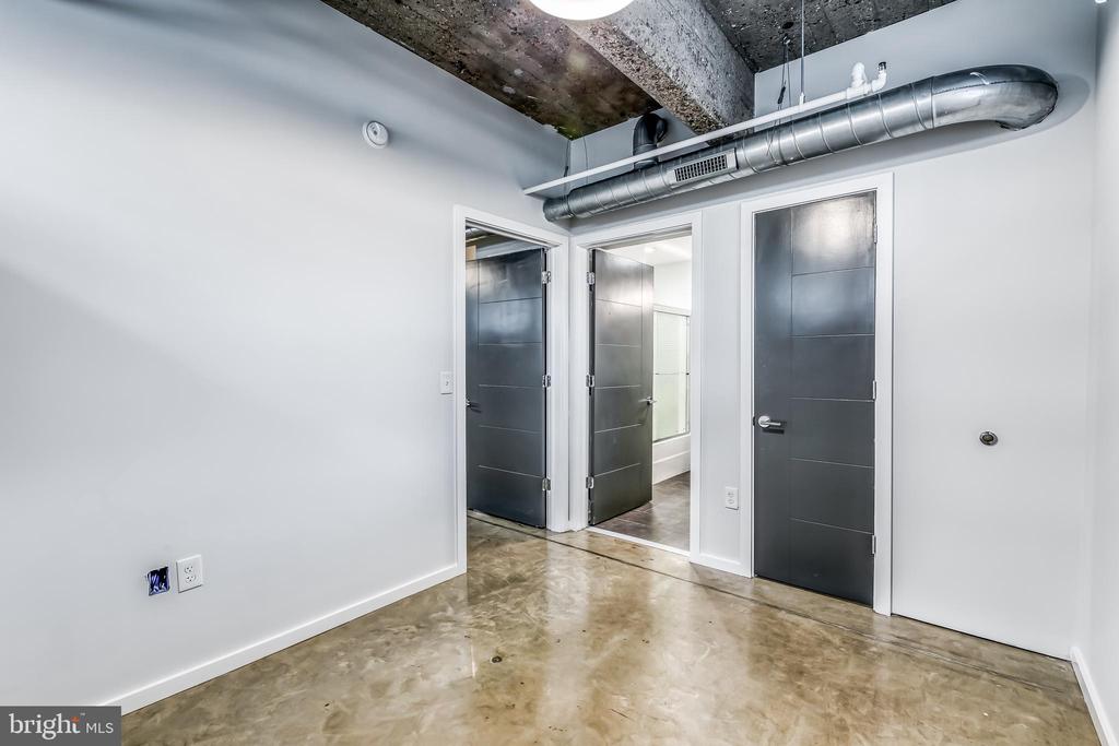 4800 BROWN ST #UNIT 110