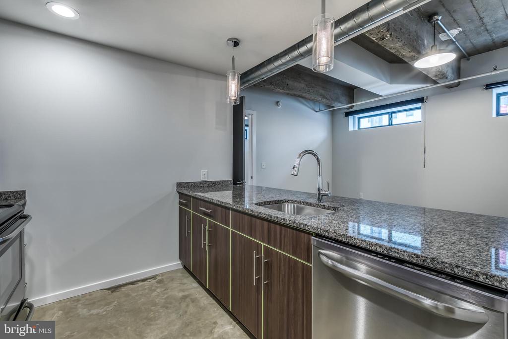 4800 BROWN ST #UNIT 110