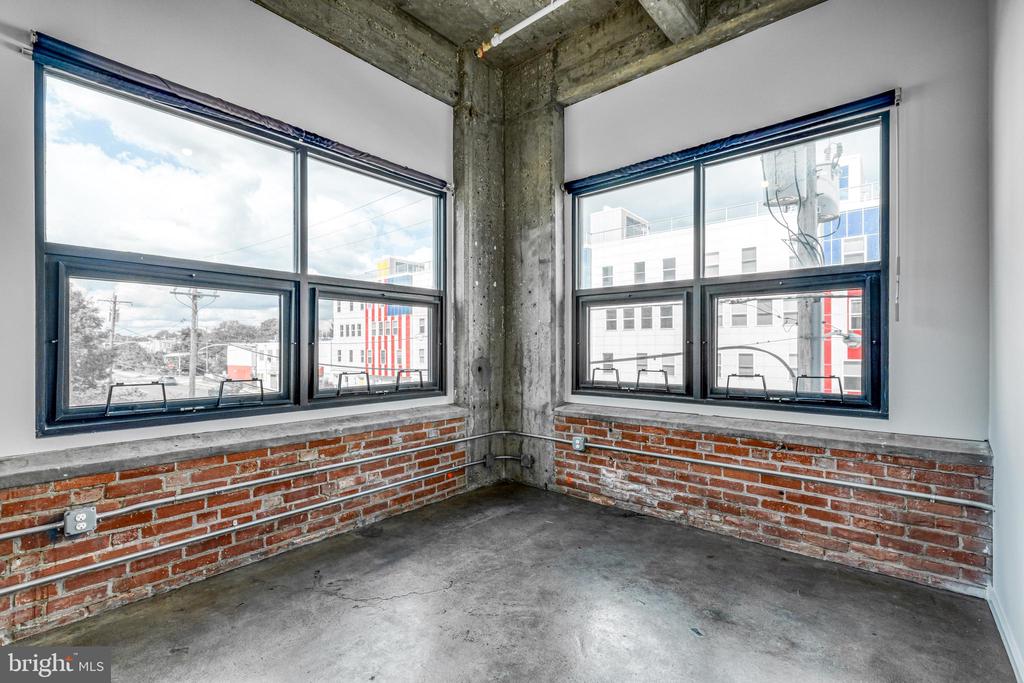 4800 BROWN ST #UNIT 310