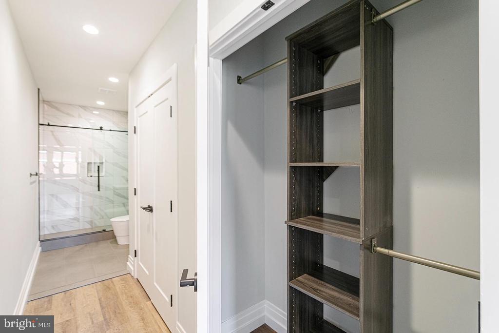 526 BROWN ST #UNIT 203