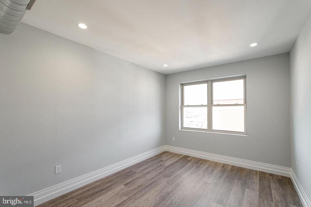526 BROWN ST #UNIT 203