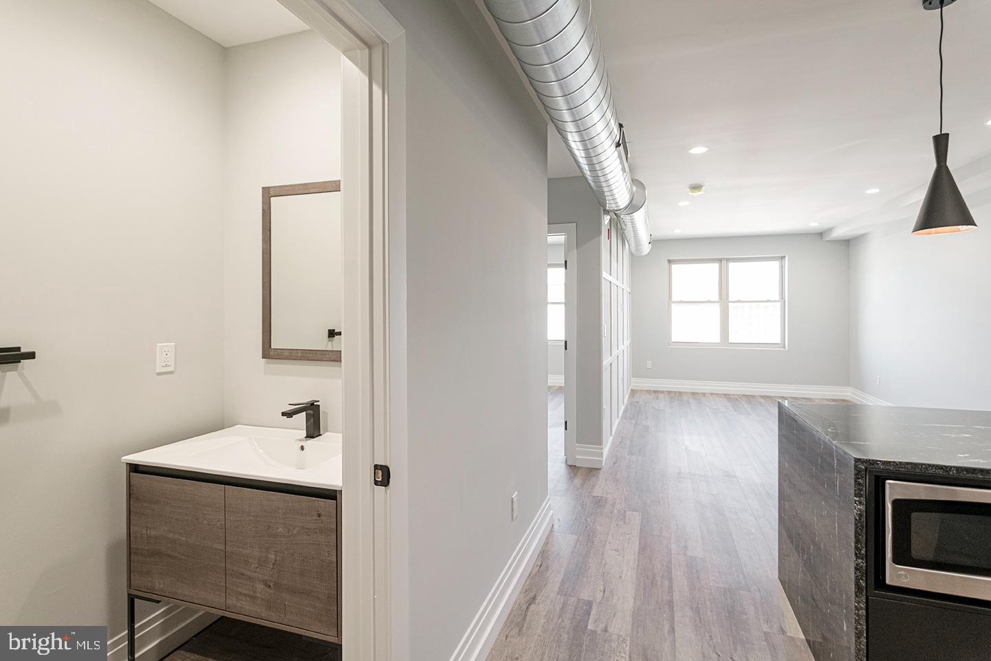 526 BROWN ST #UNIT 203