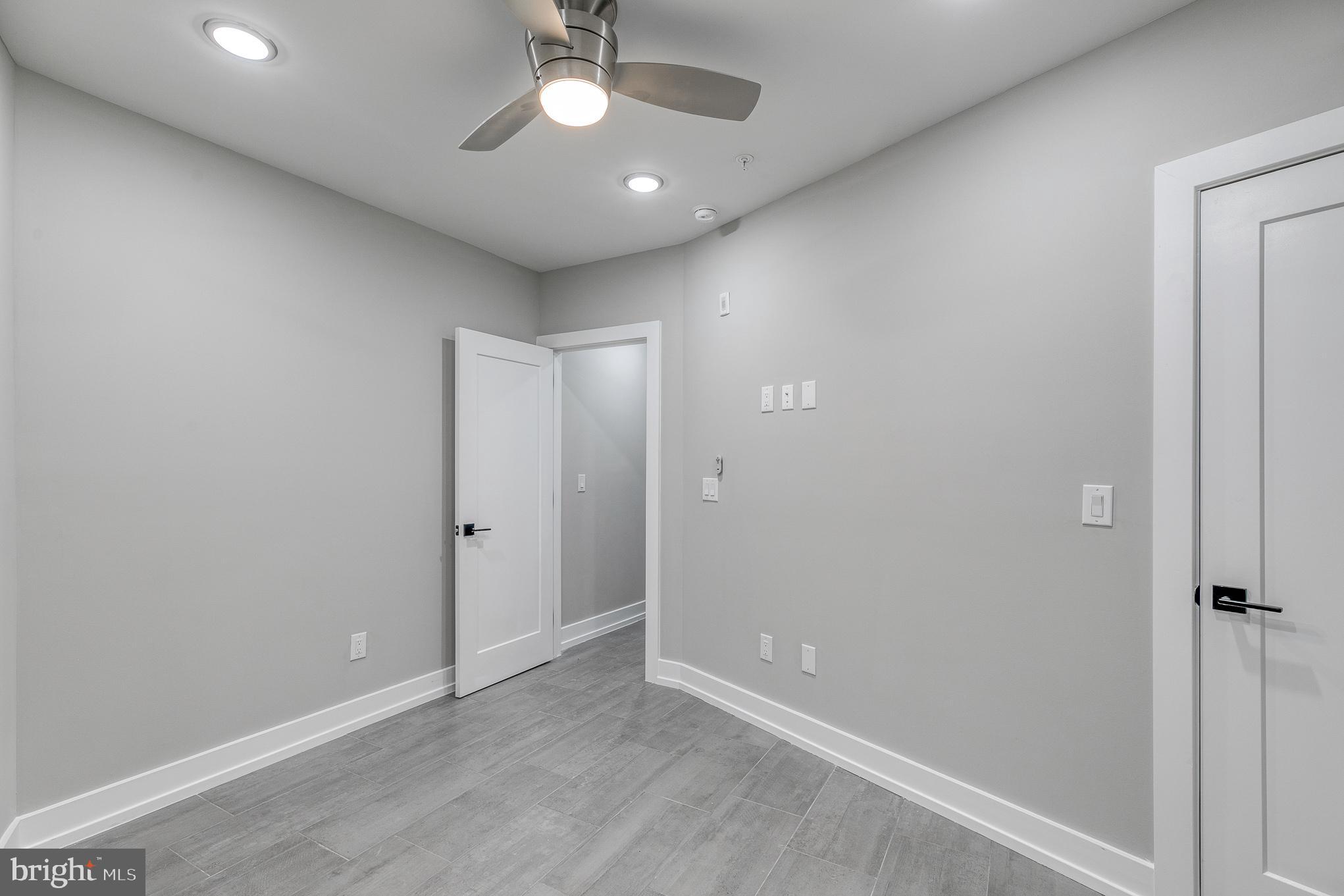 1917 N LAWRENCE ST #1