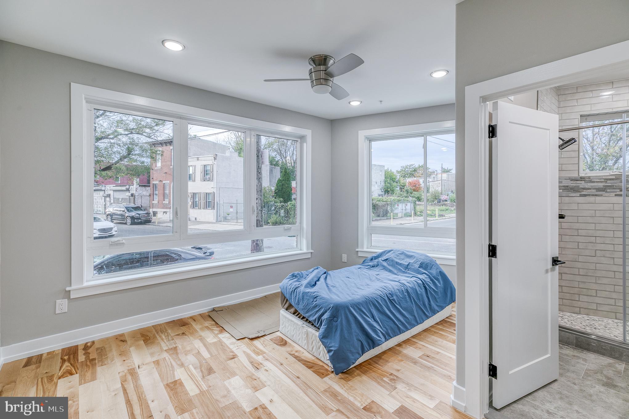 1917 N LAWRENCE ST #1