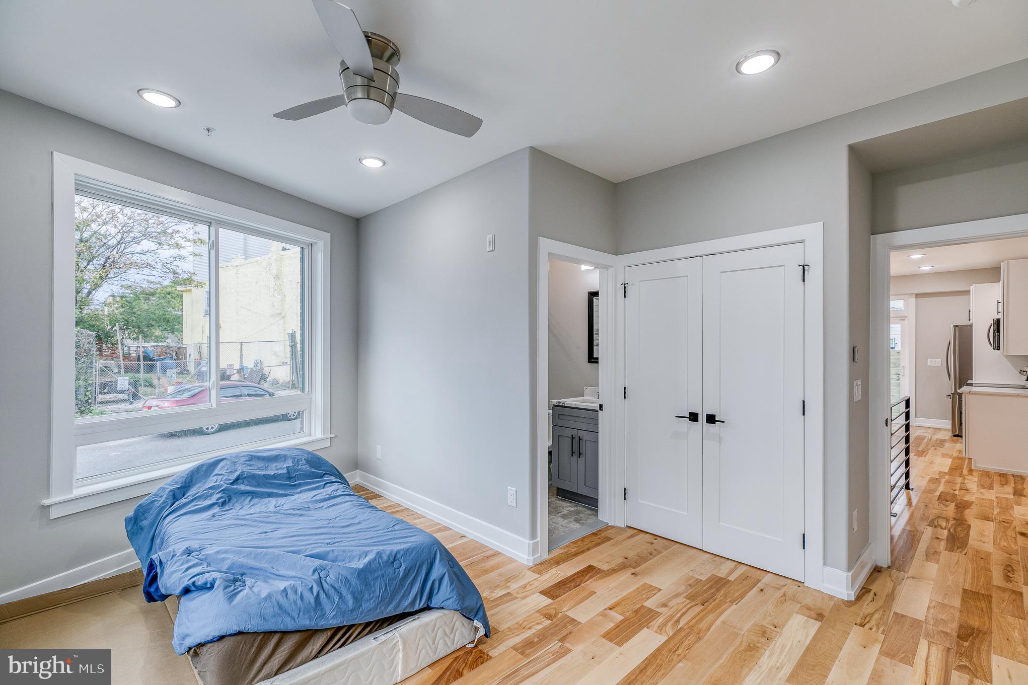 1917 N LAWRENCE ST #1