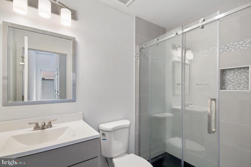 1705 JACKSON ST #UNIT 8