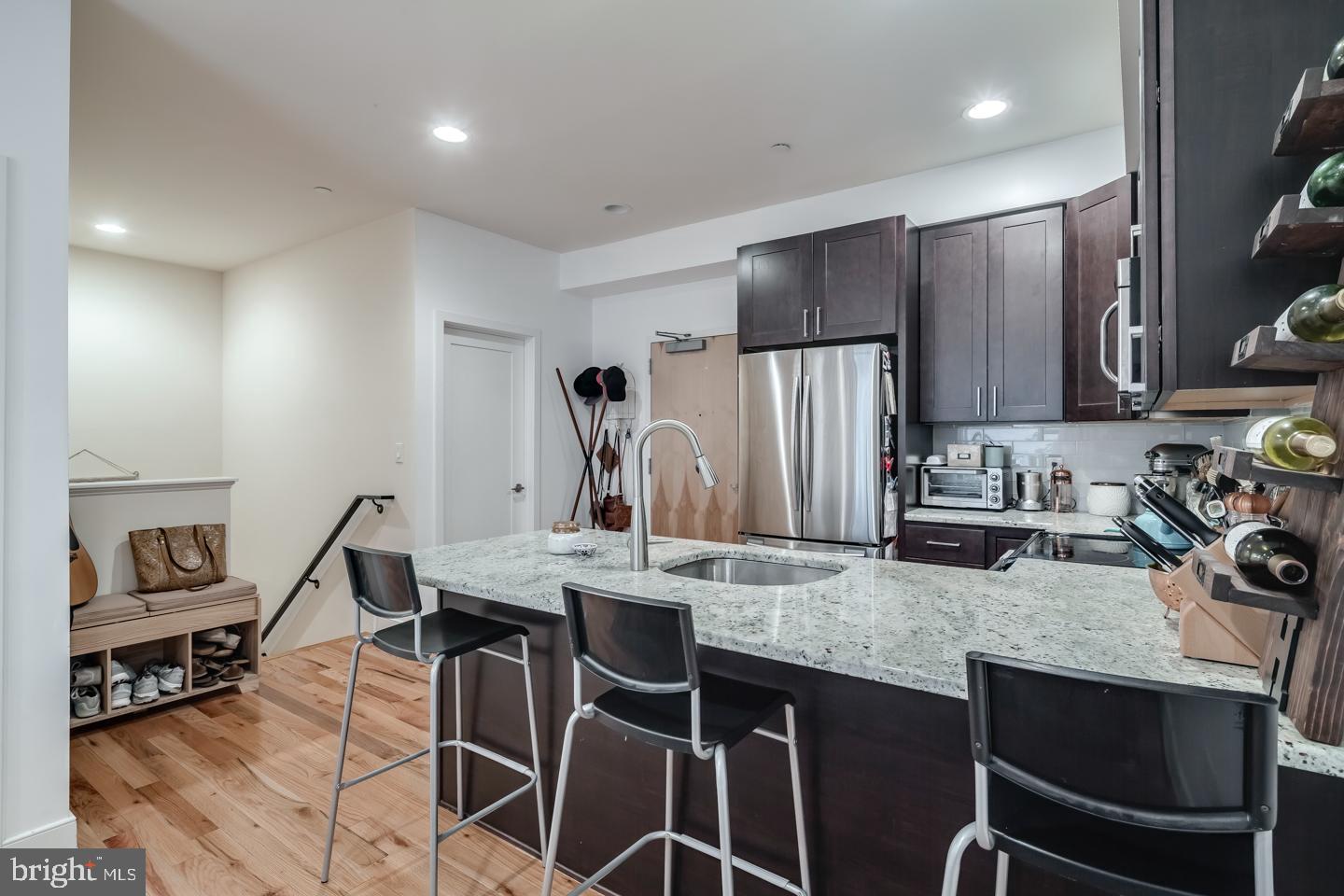 1242 POINT BREEZE AVE #UNIT 102