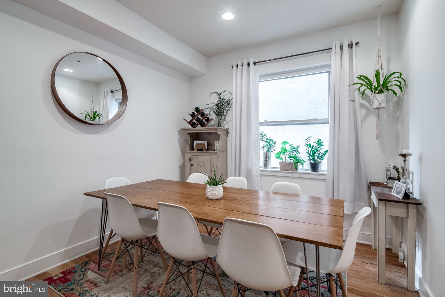 1242 POINT BREEZE AVE #UNIT 102