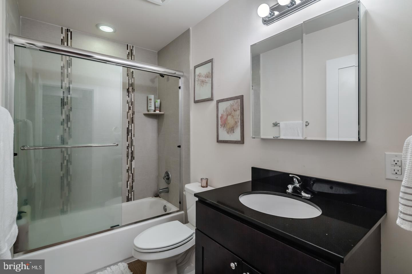 1242 POINT BREEZE AVE #UNIT 102