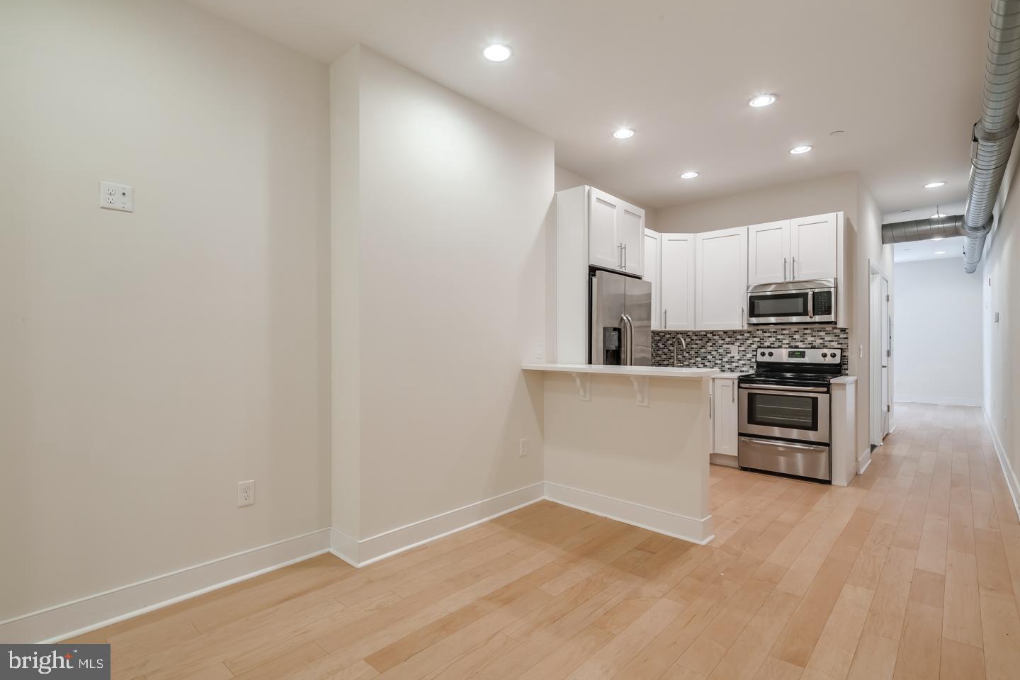 1305 LOCUST ST #UNIT 3B