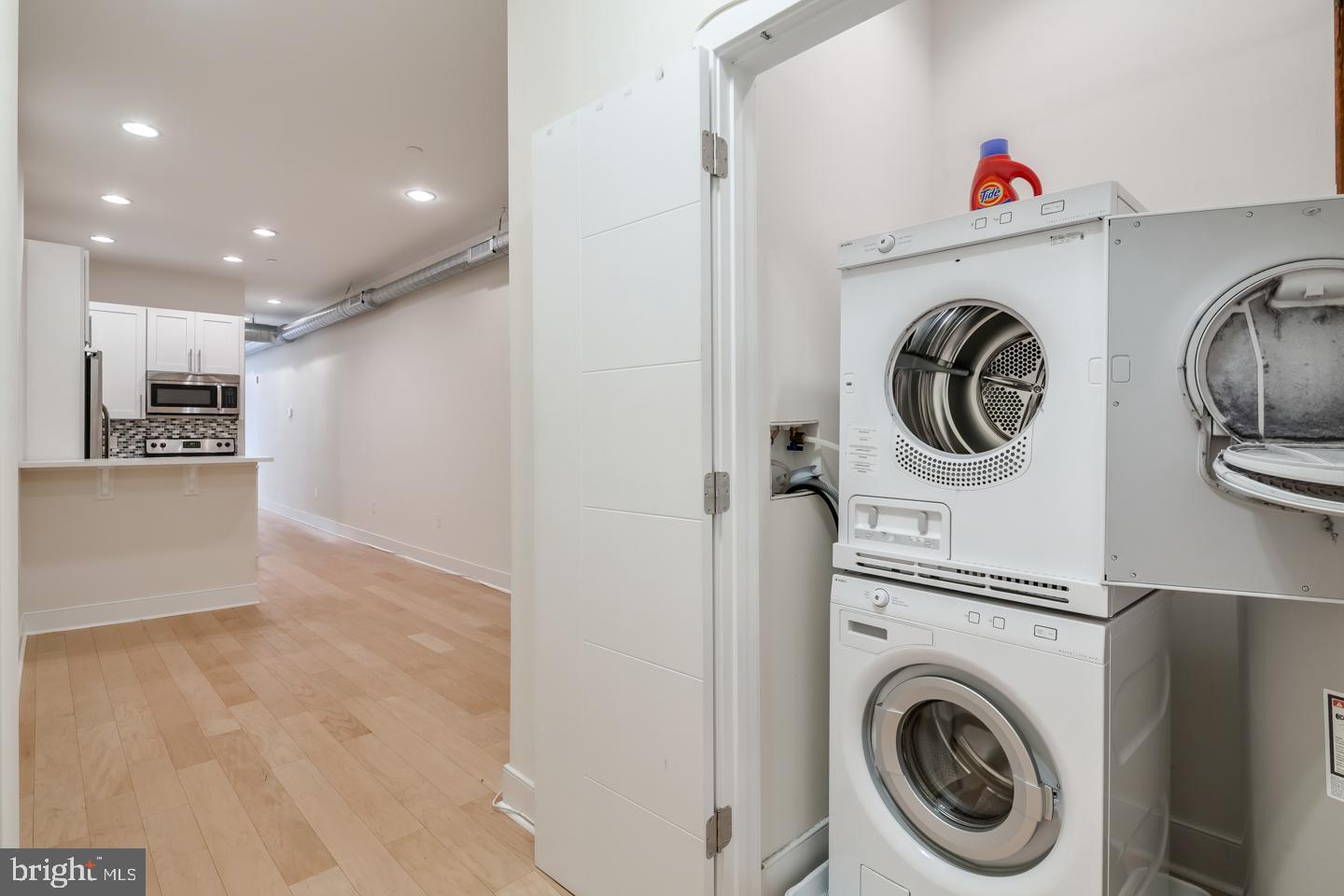 1305 LOCUST ST #UNIT 2B