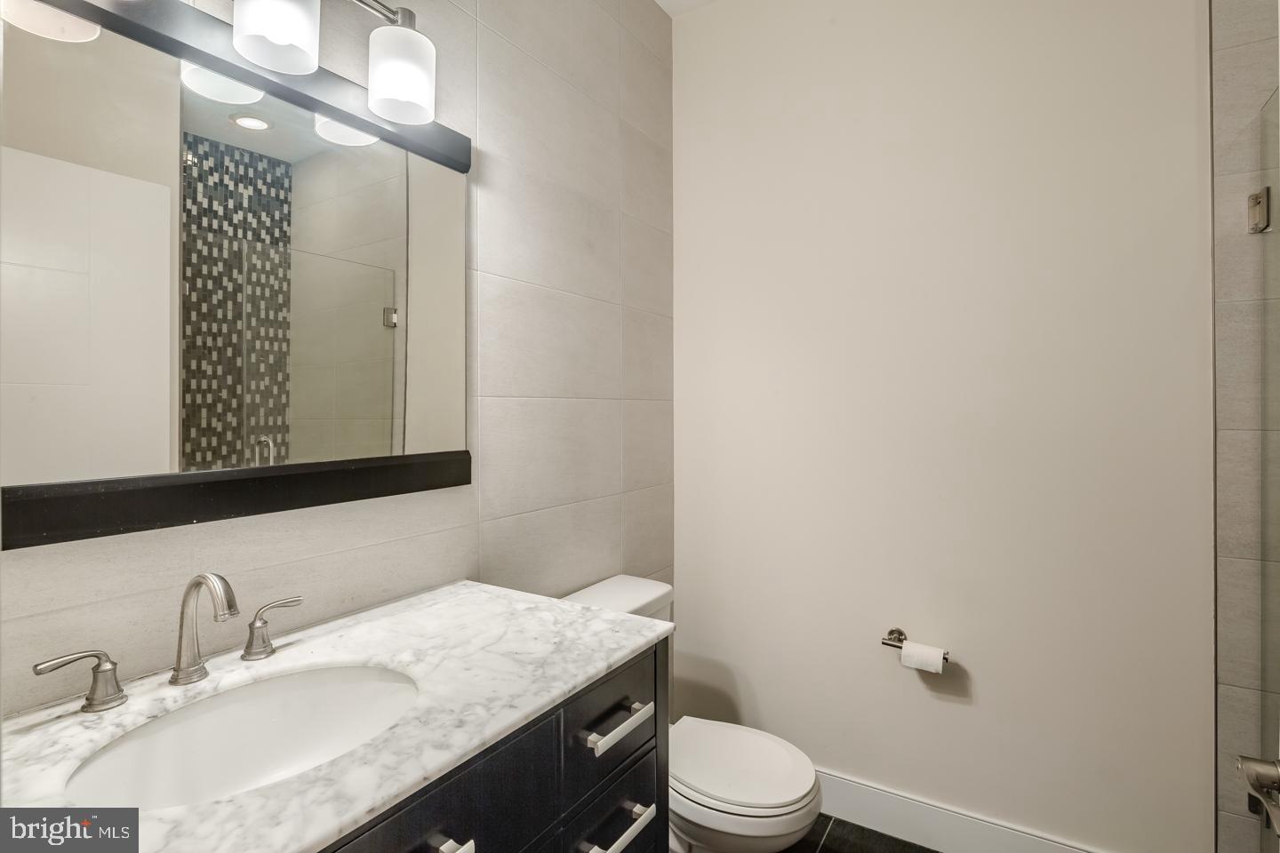 1305 LOCUST ST #UNIT 2B