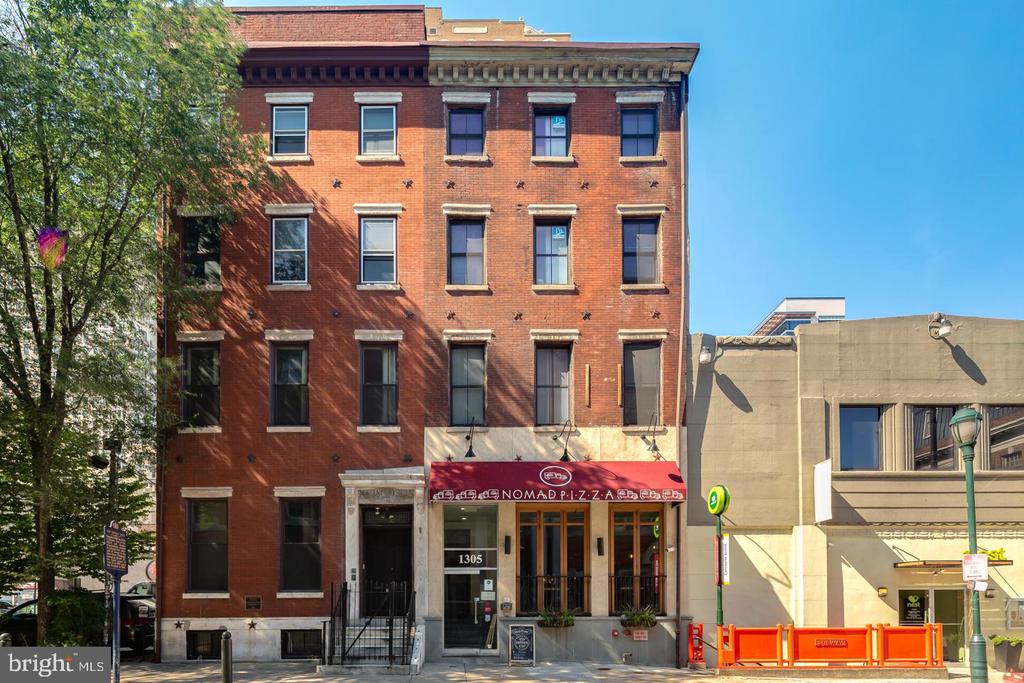 1305 LOCUST ST #UNIT 2B