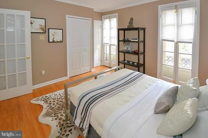 1930 LOMBARD ST #UNIT B