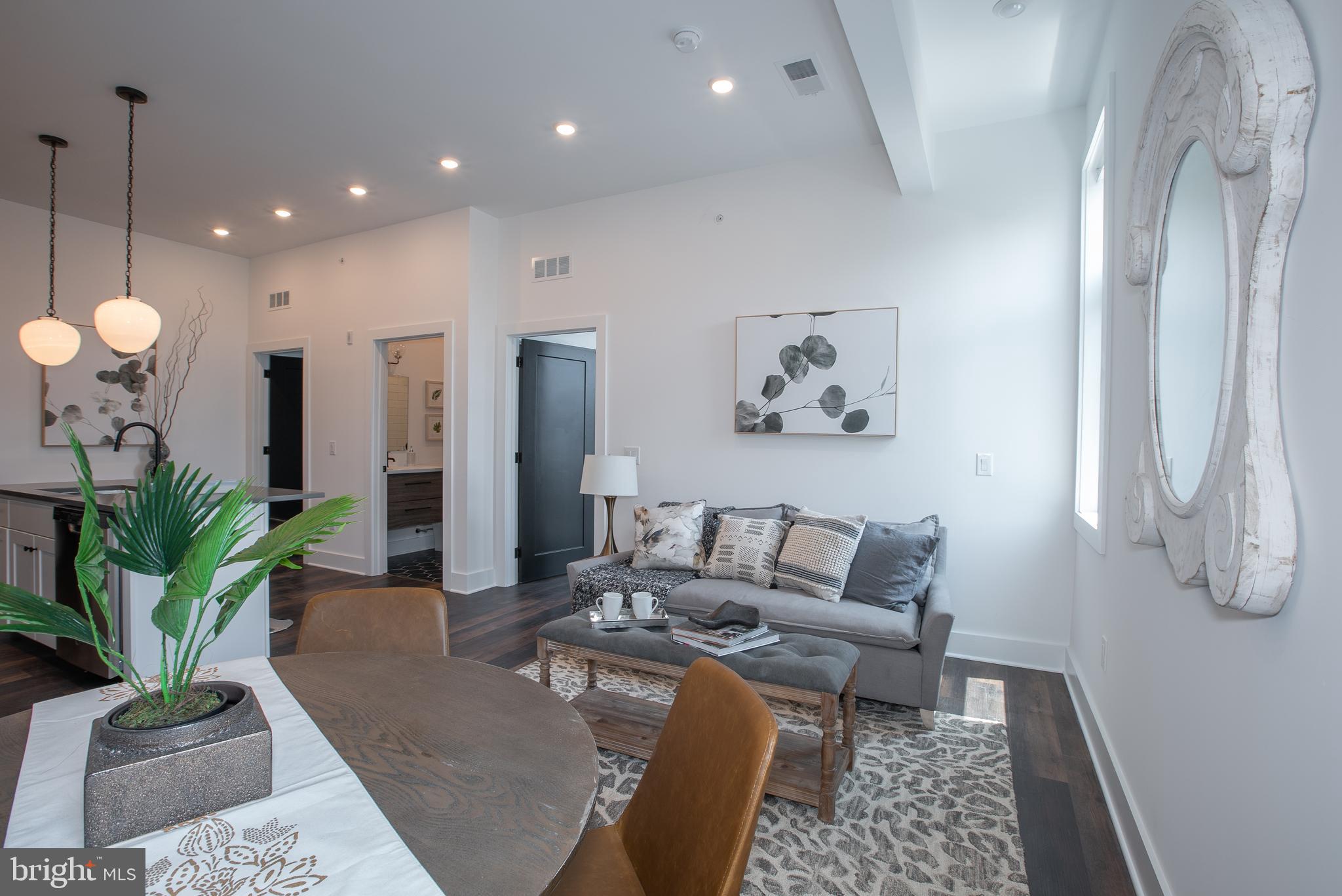 2940 W THOMPSON ST #UNIT 307