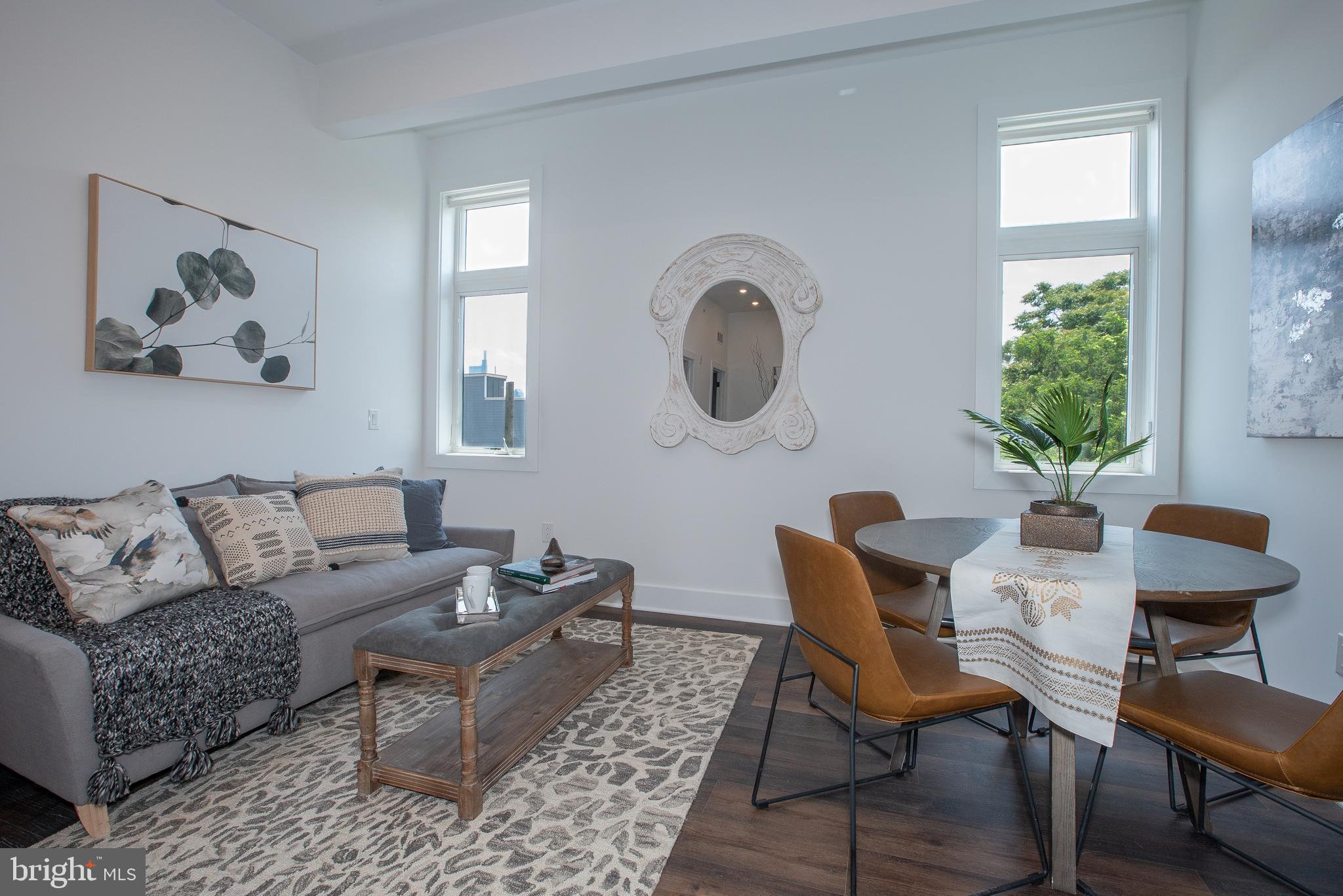 2940 W THOMPSON ST #UNIT 301