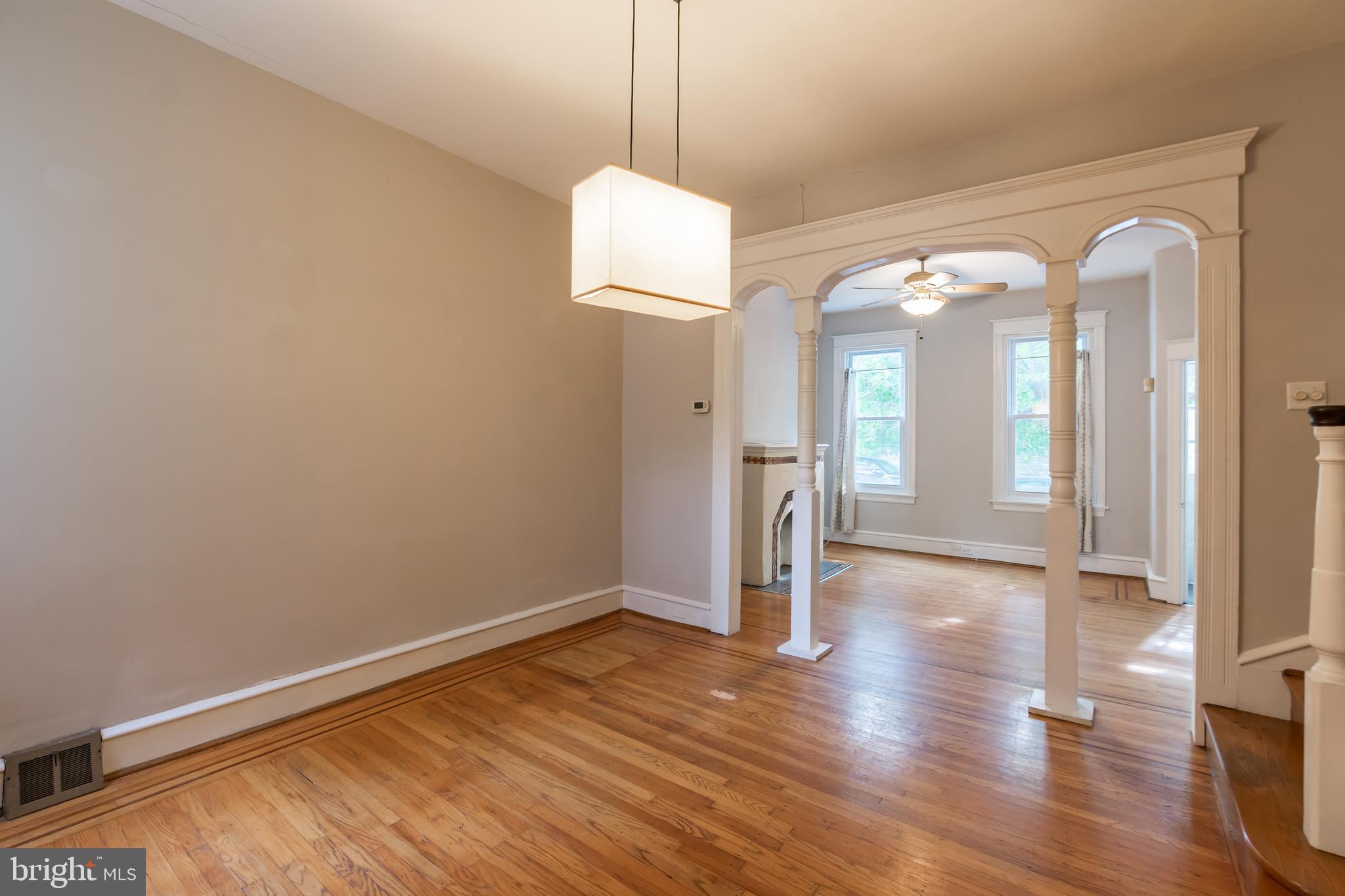 1221 MARLBOROUGH ST #FRONT